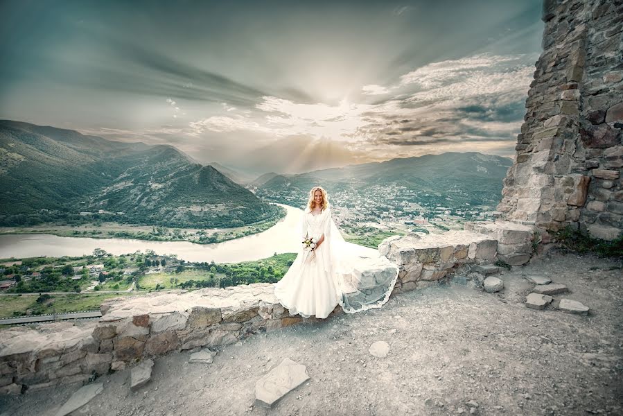 Fotógrafo de casamento Andrey Tatarashvili (andriaphotograph). Foto de 7 de julho 2018