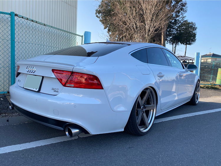 A7 スポーツバックのKW ver3に関するカスタム事例の投稿画像1枚目