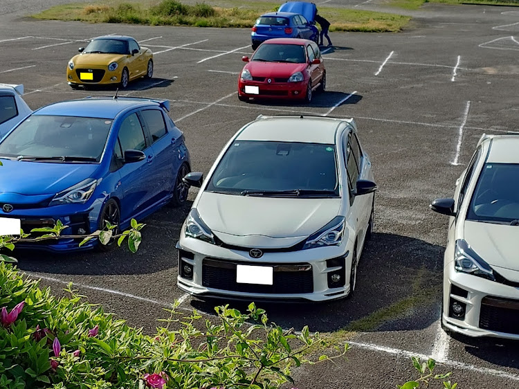 ヴィッツのヴィッツオフ会・日本平・4月27日に関するカスタム事例の投稿画像2枚目