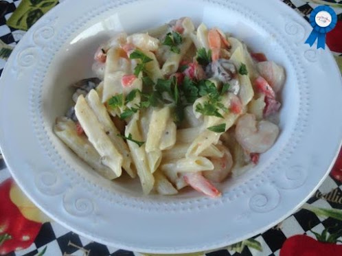 Shrimp and Roasted Red Pepper Alfredo