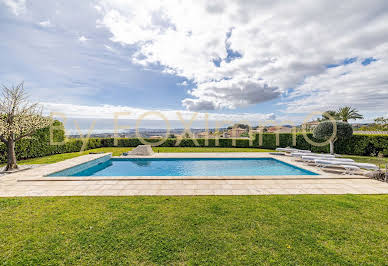 House with pool and terrace 2