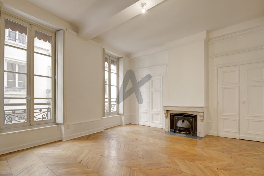 Vente appartement 6 pièces 172.6 m² à Lyon 2ème (69002), 830 000 €