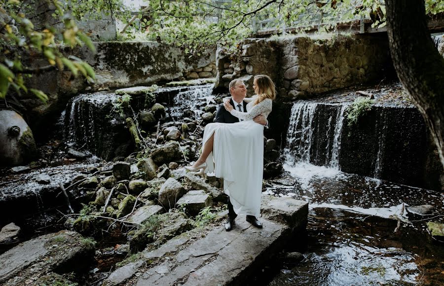 Fotografo di matrimoni Asia Lutyńska (lutynska). Foto del 25 febbraio 2020