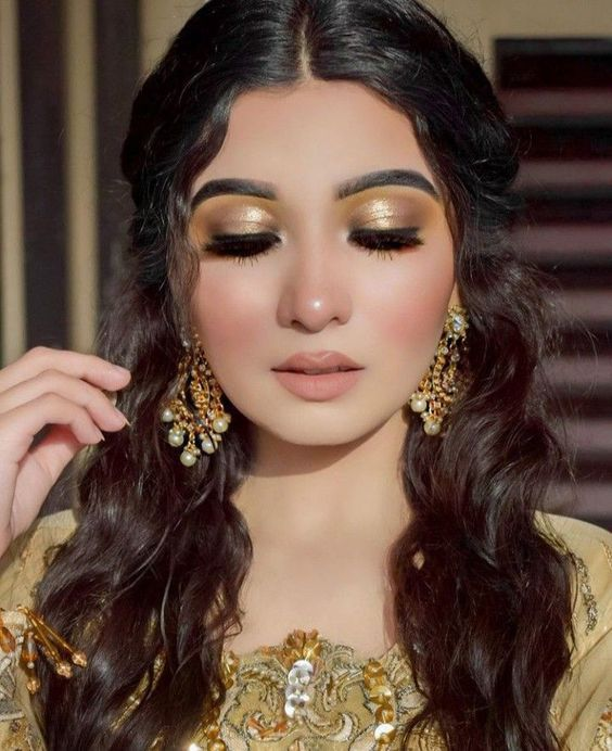 Golden eye traditional bridal makeup look