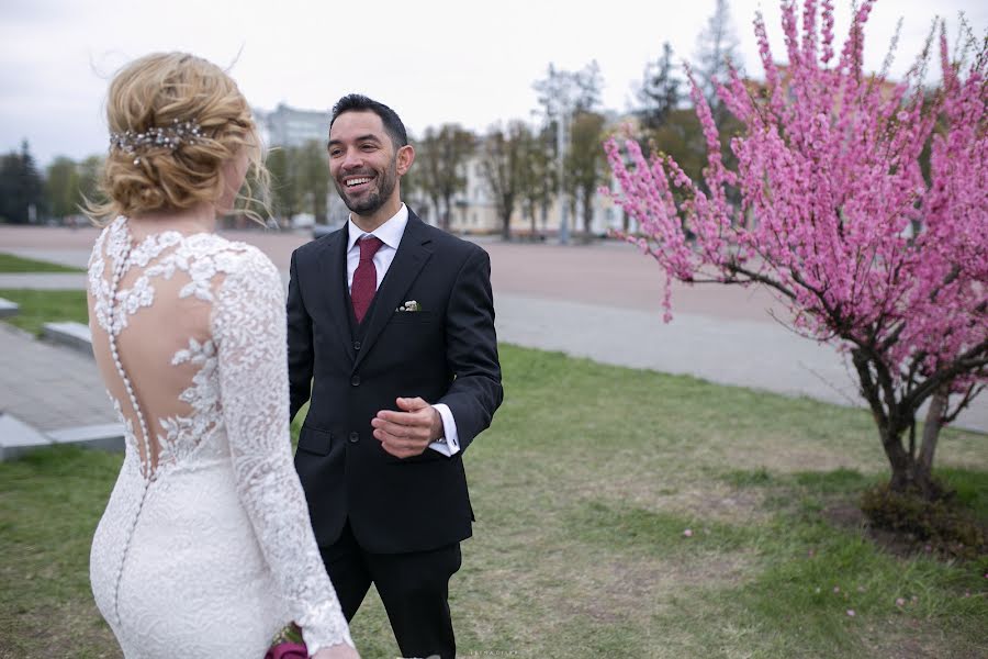 Fotograf ślubny Elena Giska (elenagiska). Zdjęcie z 8 maja 2017