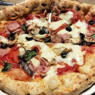 Gino Pizza Napoletana(新莊店)