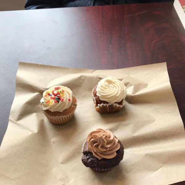 Gluten-Free Cupcakes at Rise Bakery