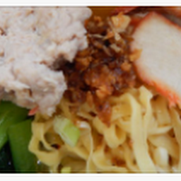 Dry or Soup Roasted Pork/Chicken Egg Noodles