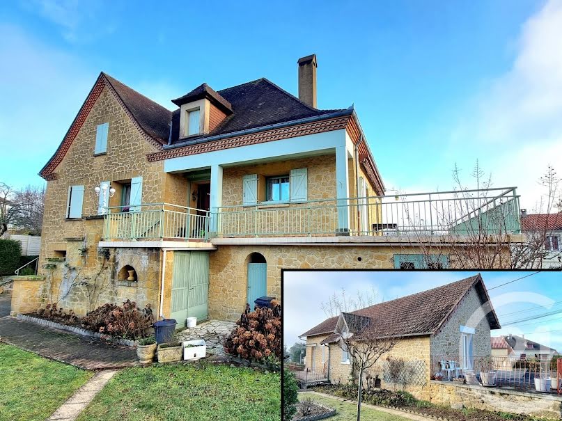 Vente maison 17 pièces 330.05 m² à Gourdon (46300), 370 000 €