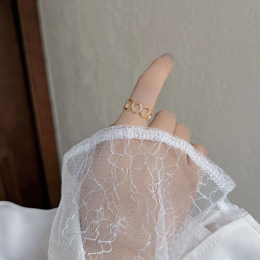 Title 1, Womens Fashion Simple and Irregular Ring, a St...
