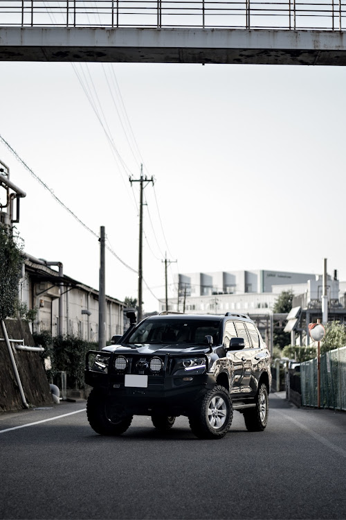 ランドクルーザープラドのARBバンパー・純リム・150プラド後期・プラドに関するカスタム事例の投稿画像1枚目