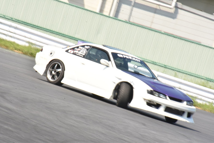 シルビアのあっきぃー😈さんが投稿したカスタム事例の投稿画像3枚目