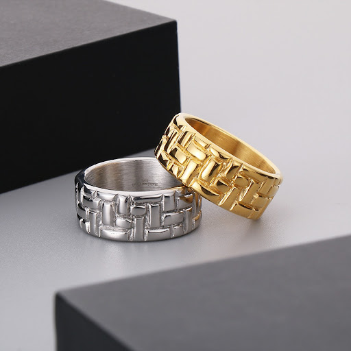 Title 4, Round Stainless Steel Mens Glossy Ring, Back S...