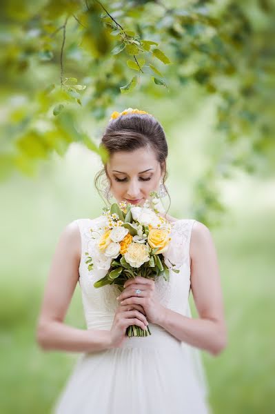 Wedding photographer Oleg Smirnov (jotai). Photo of 6 May 2016