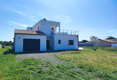 Villa with terrace 6