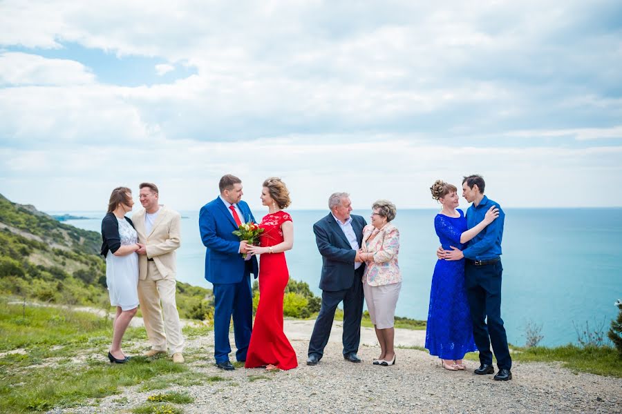 Fotografo di matrimoni Elena Alfimova (sung). Foto del 27 giugno 2018