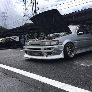 カローラレビン AE86