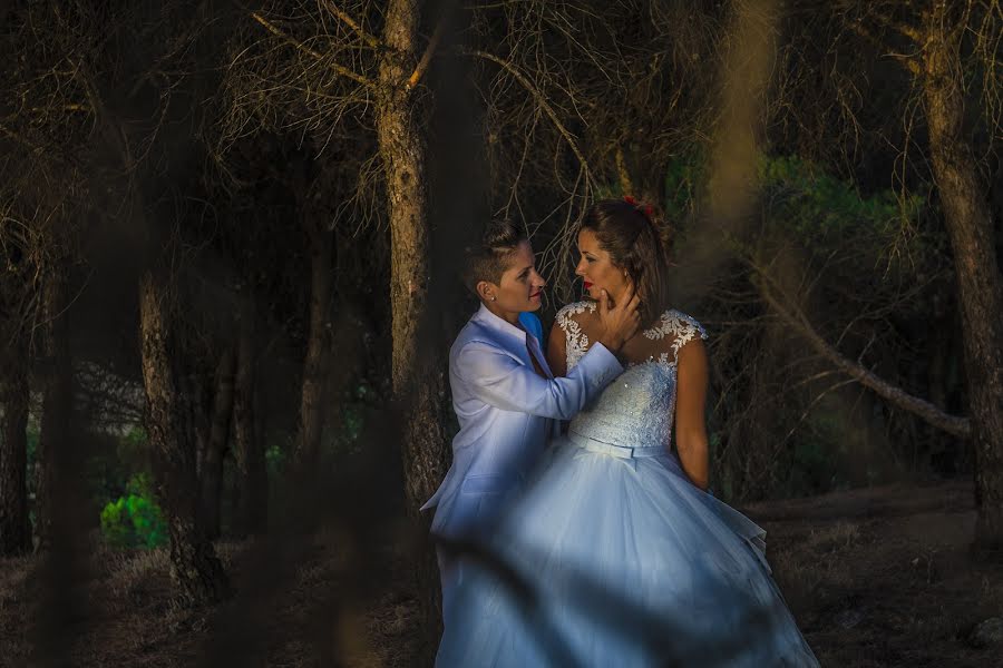 Wedding photographer Miguel Angel Padrón Martín (miguelapm). Photo of 26 October 2017