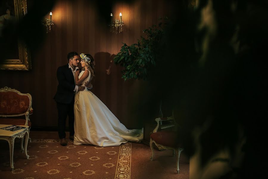 Fotografo di matrimoni Claudiu Boghina (claudiuboghina). Foto del 14 luglio 2017