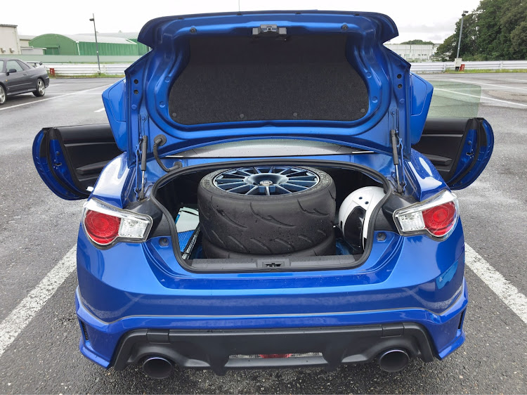 BRZの筑波サーキットジムカーナ場・ジムカーナ・車載カメラ・アクションカメラ・動画に関するカスタム事例の投稿画像3枚目