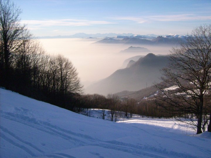 Sole in montagna...nebbia in pianura di happy