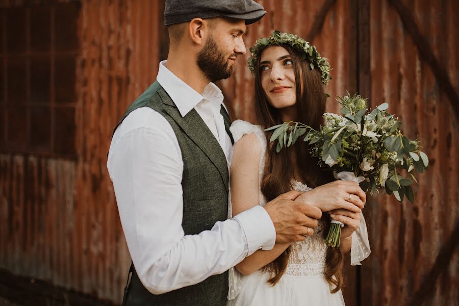 Fotografo di matrimoni Aurelian Dragulin (aurelian-d03). Foto del 3 febbraio 2023