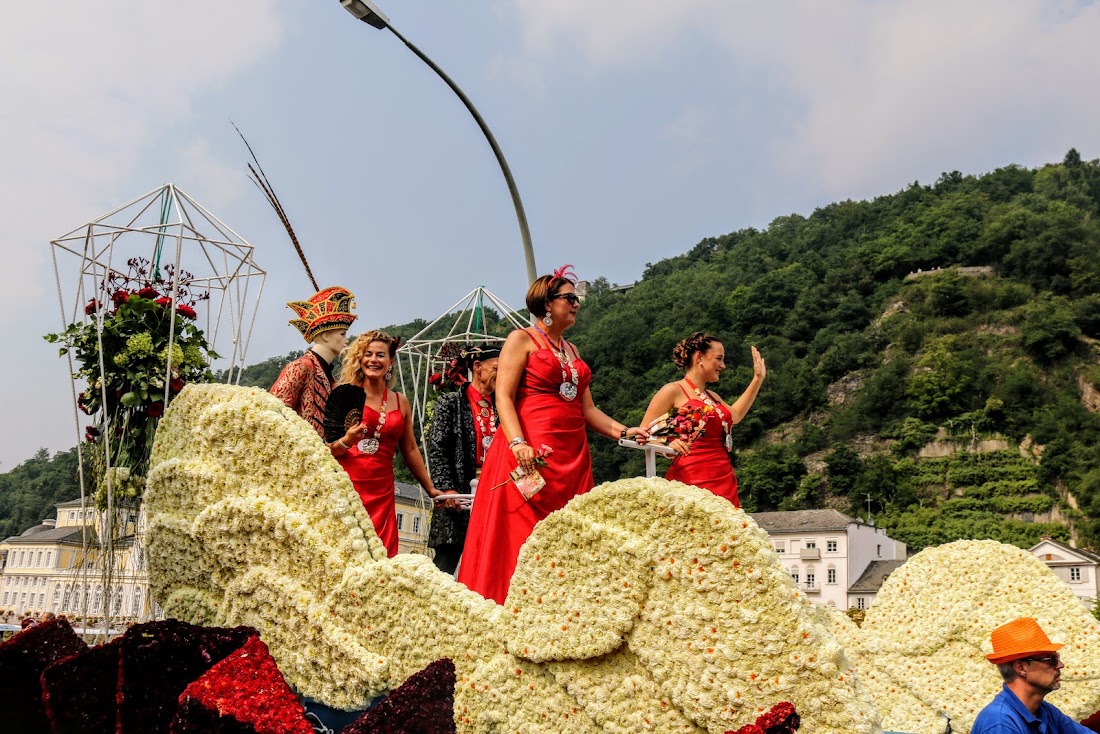 Парад цветов Blumencorso в Бад Эмсе - август 2017