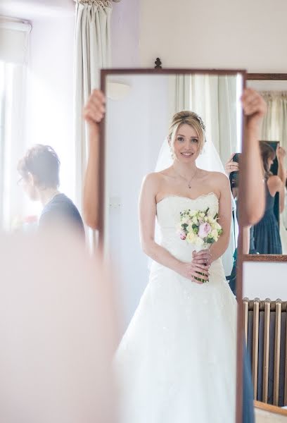 Fotógrafo de bodas Alison Armstrong (alisonarmstrong). Foto del 1 de junio 2019