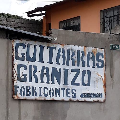 Guitarras Granizo - Quito