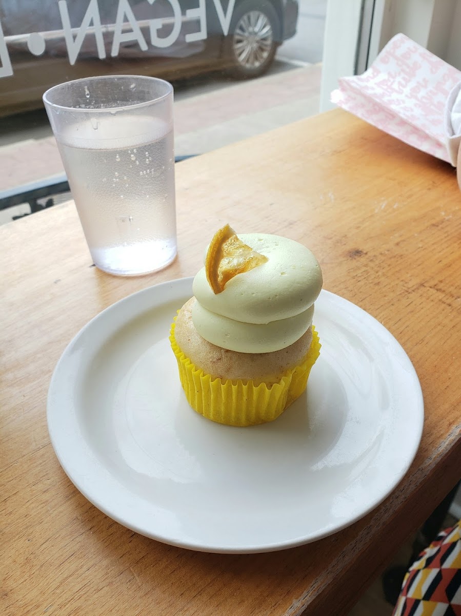 Lemon Cupcake