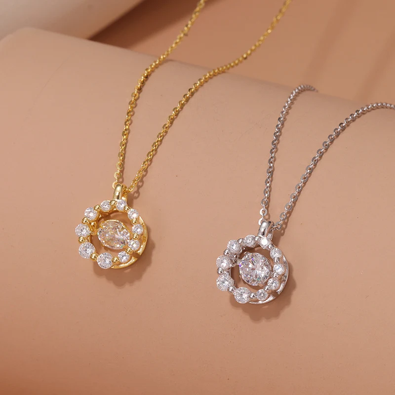 S925 Nieuwe sterling zilveren pruimenketting voor dames, lichte luxe, stijlvol en elegant, perfect cadeau.