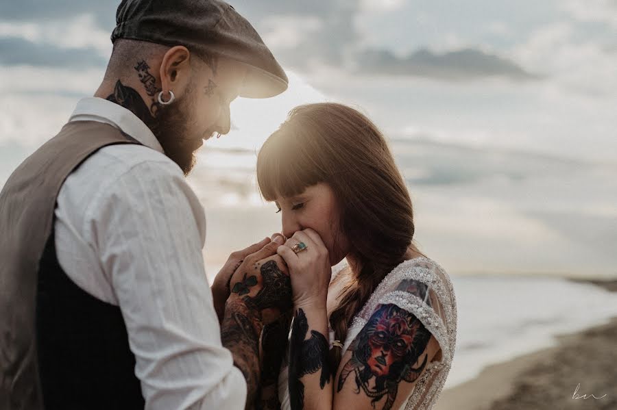 Wedding photographer Emanuele Guadagno (inbiancoenero). Photo of 3 December 2018