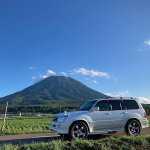 ランドクルーザー100 UZJ100W