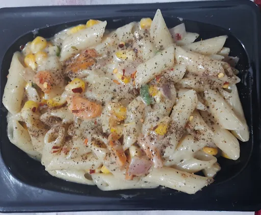 White Sauce Pasta