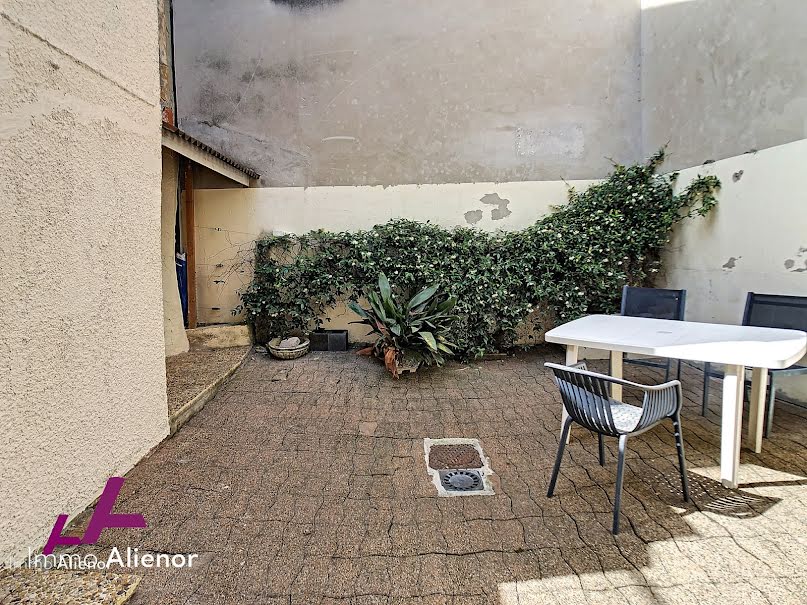 Vente appartement 2 pièces 30.54 m² à Bordeaux (33000), 183 000 €