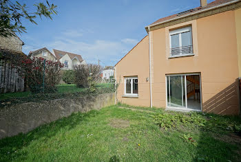 maison à La Queue-les-Yvelines (78)