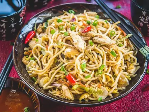 Chicken Hakka Noodles