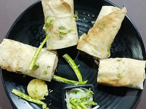 Malai Chicken Seek Kabab Roll