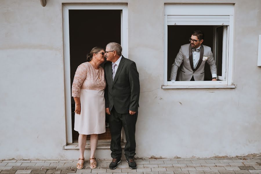 Fotografo di matrimoni Elsa Moreira (free). Foto del 8 settembre 2021