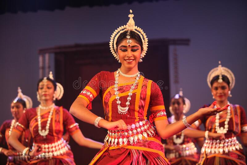 Bharatanatyam dance classes near me in Kolkata