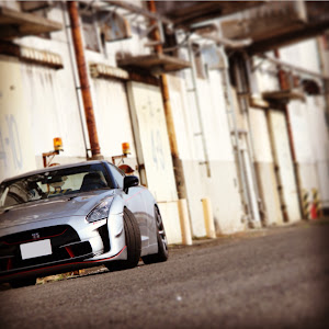 NISSAN GT-R R35