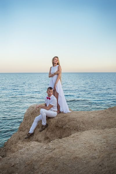 Wedding photographer Anton Kupriyanov (kupriyanov). Photo of 12 October 2015