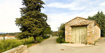 parking à Euzet (30)