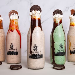 Peppermint Oreo Milkshake - Rock Stars