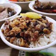 四方阿九魯肉飯