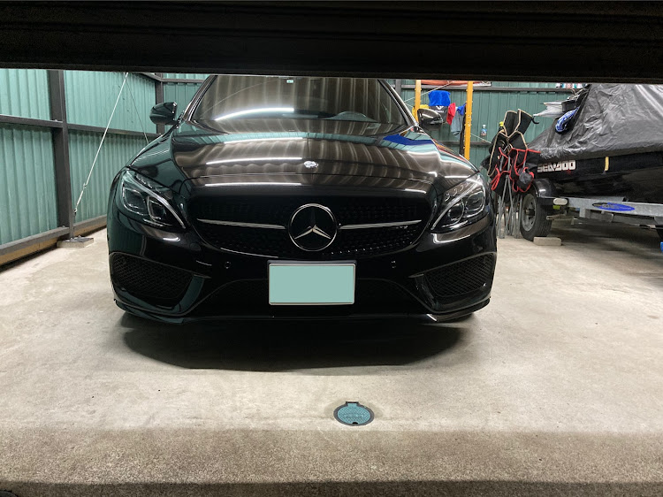 Cクラス セダンのガレージ・ベンツ・洗車・車庫に関するカスタム事例の投稿画像1枚目