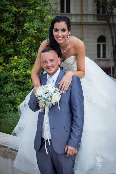 Photographe de mariage Bernadett Lelkes (berkatt). Photo du 29 mars 2019