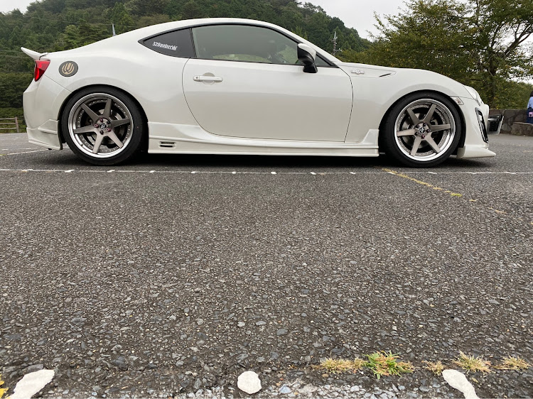 86の86BRZ・ドライブ・BLITZ DAMPER ZZ-Rに関するカスタム事例の投稿画像3枚目