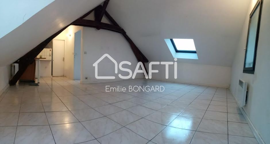 Vente appartement 2 pièces 27 m² à Chanteloup-les-Vignes (78570), 126 000 €