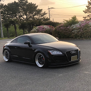 TT クーペ 2.0TFSI